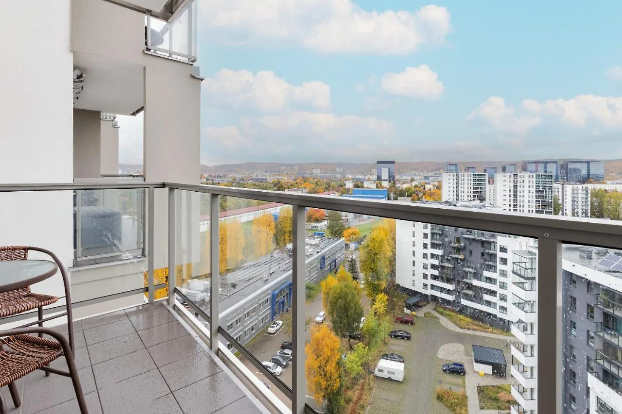Spacious Apartment Aleja Rzeczypospolitej With Balcony By Noclegi Renters Гданьск