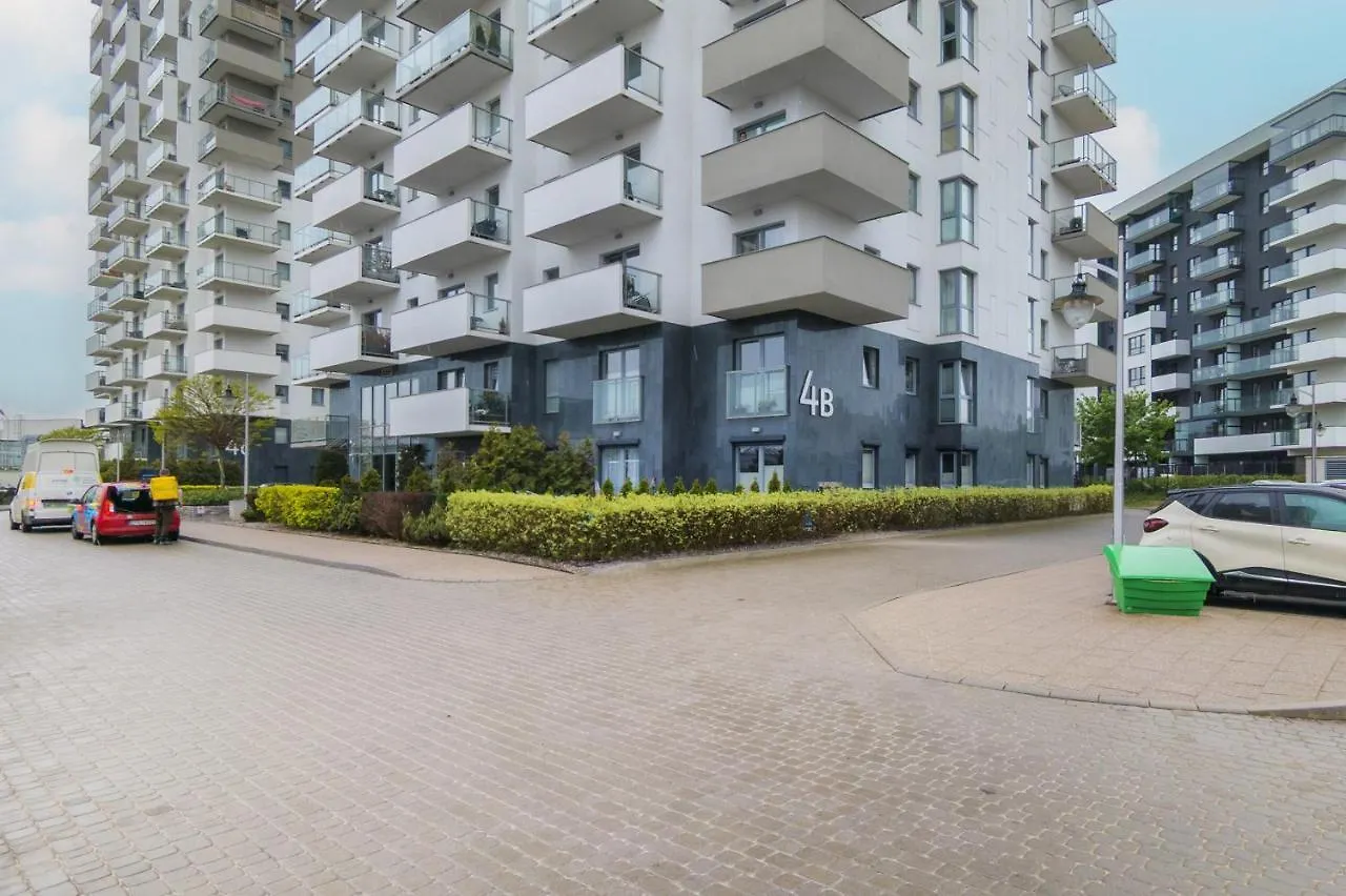 Spacious Apartment Aleja Rzeczypospolitej With Balcony By Noclegi Renters Гданьск